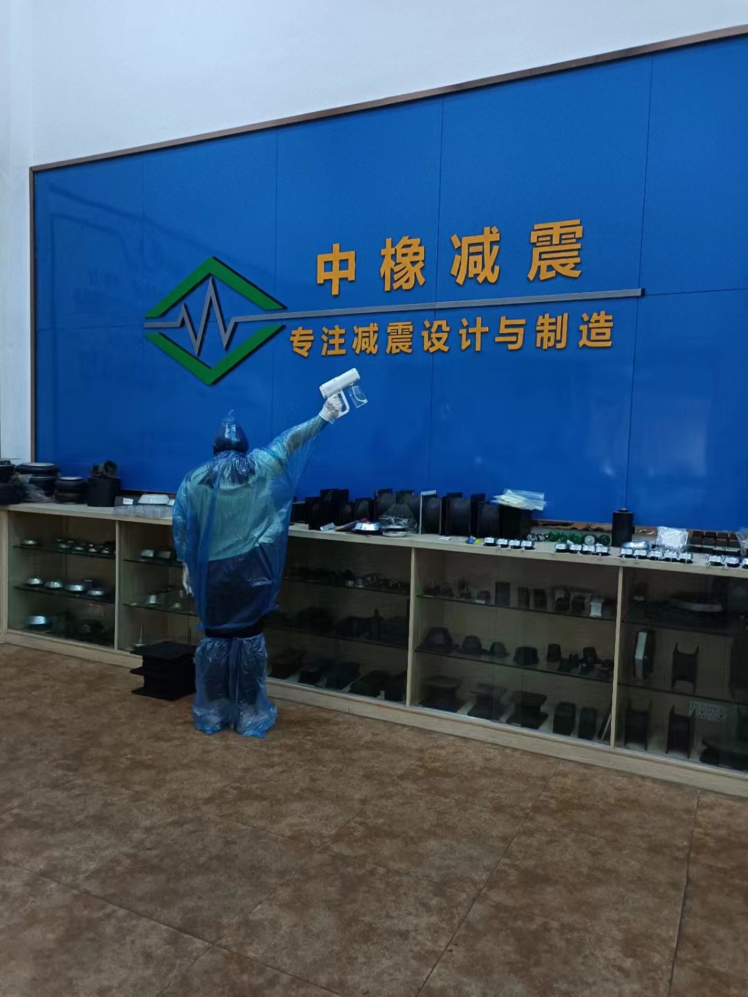 專注機(jī)械橡膠減震器