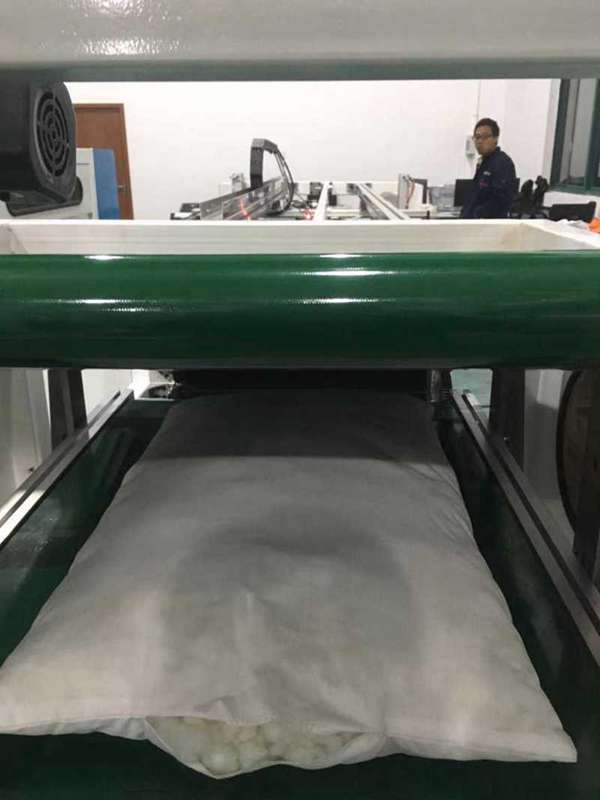 自動化一體縫枕頭包裝設備流水線