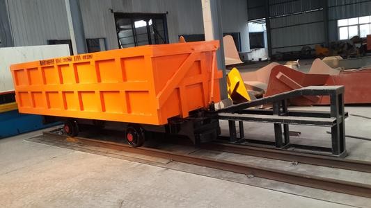 單側曲軌側卸式礦車/MCC1.2側卸式礦車/中煤側卸式礦車