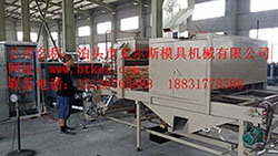 河北泊頭克爾斯多彩蛭石瓦生產(chǎn)線，彩石金屬瓦設(shè)備