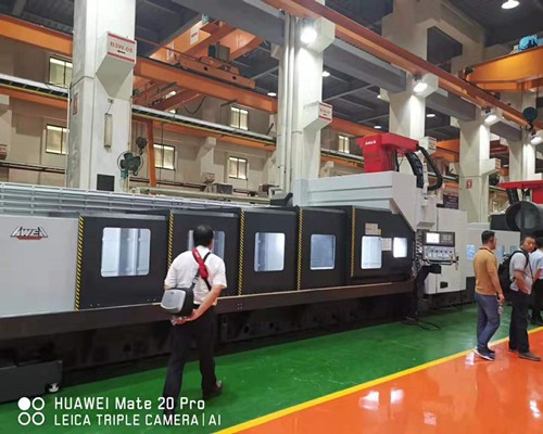 臺灣亞崴龍門加工中心LP3025