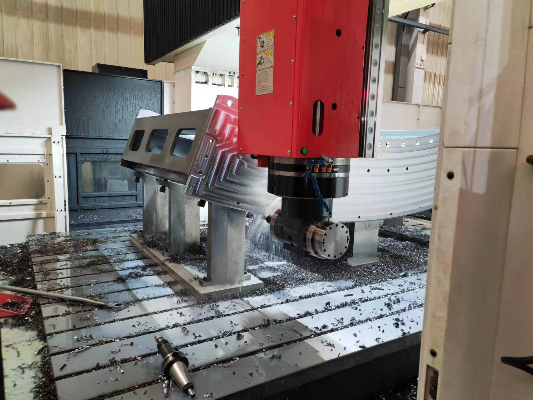 江蘇宿遷亞崴龍門加工中心LP4025進口核心部件