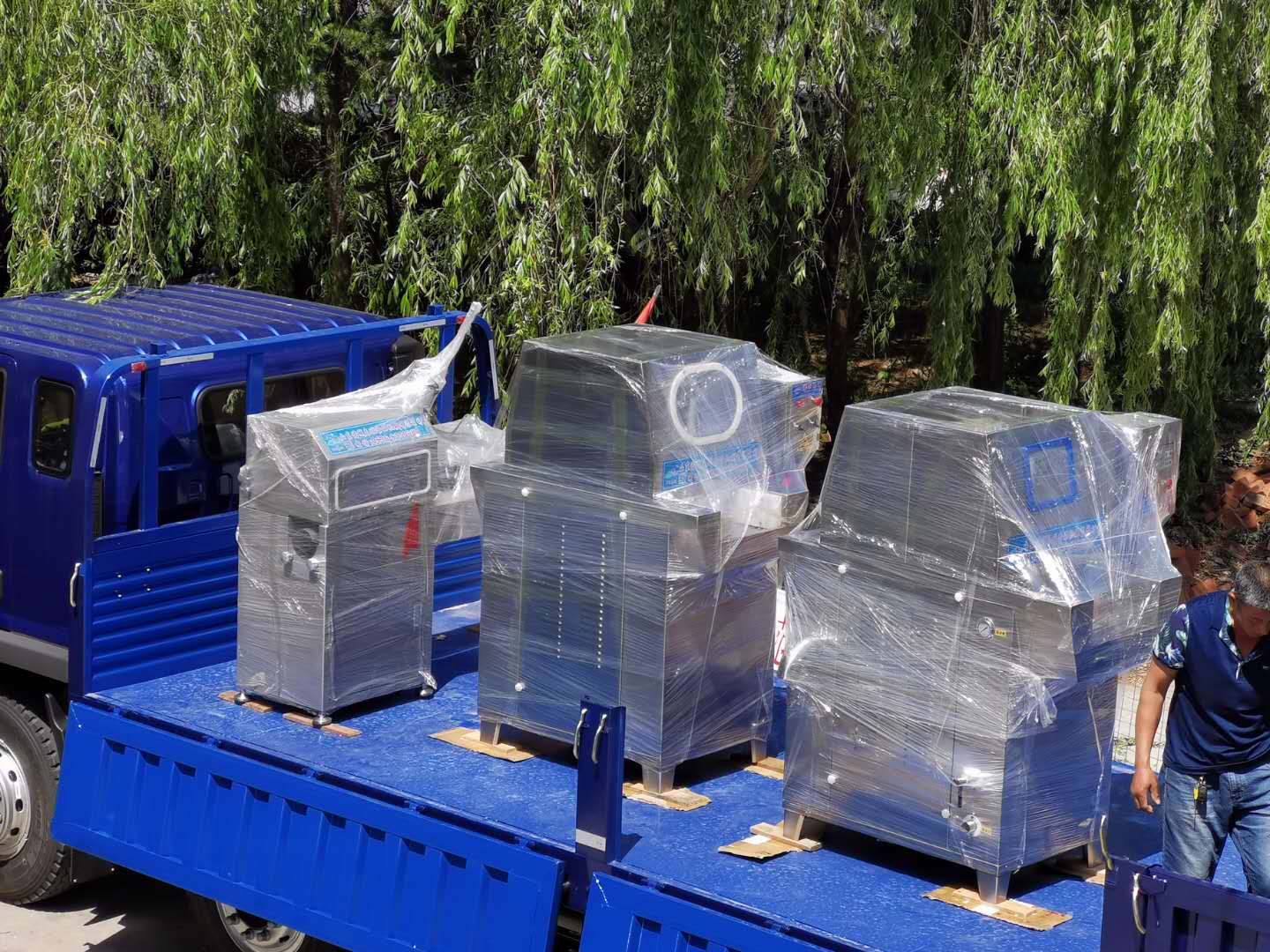 錫林郭勒肥牛卷加工設備138 6364 6772全套肥牛板肥牛方磚制作機器