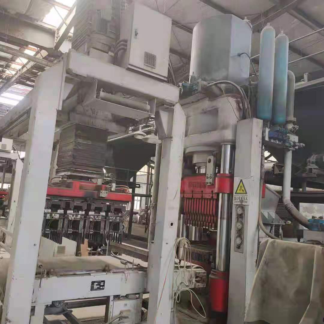 8成新以上    海源HF1100磚機(jī)