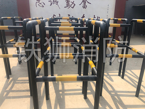 滄州鐵獅消火栓防護架