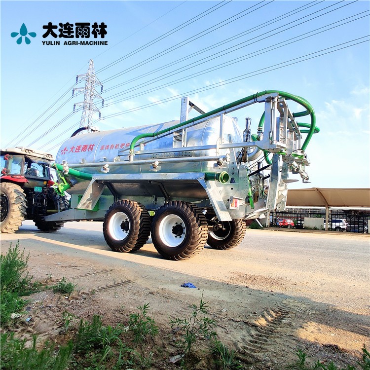 大連雨林廠家供液體肥施肥罐車 液體有機肥灑糞機