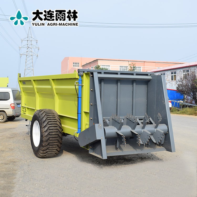 大連雨林8立方橫螺旋撒糞機 雞鴨牛羊糞揚糞機拋糞車