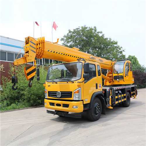 東風底盤12噸吊車