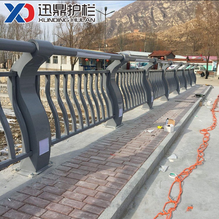 橋梁燈光護欄|不銹鋼橋梁燈光護欄價格多少錢一米