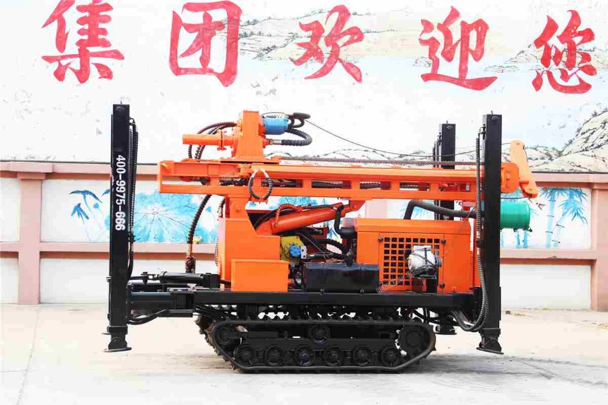 履帶氣動(dòng)打井機(jī) 液壓水井鉆機(jī)廠家鉆井設(shè)備家用打井機(jī) 液壓鉆井機(jī)