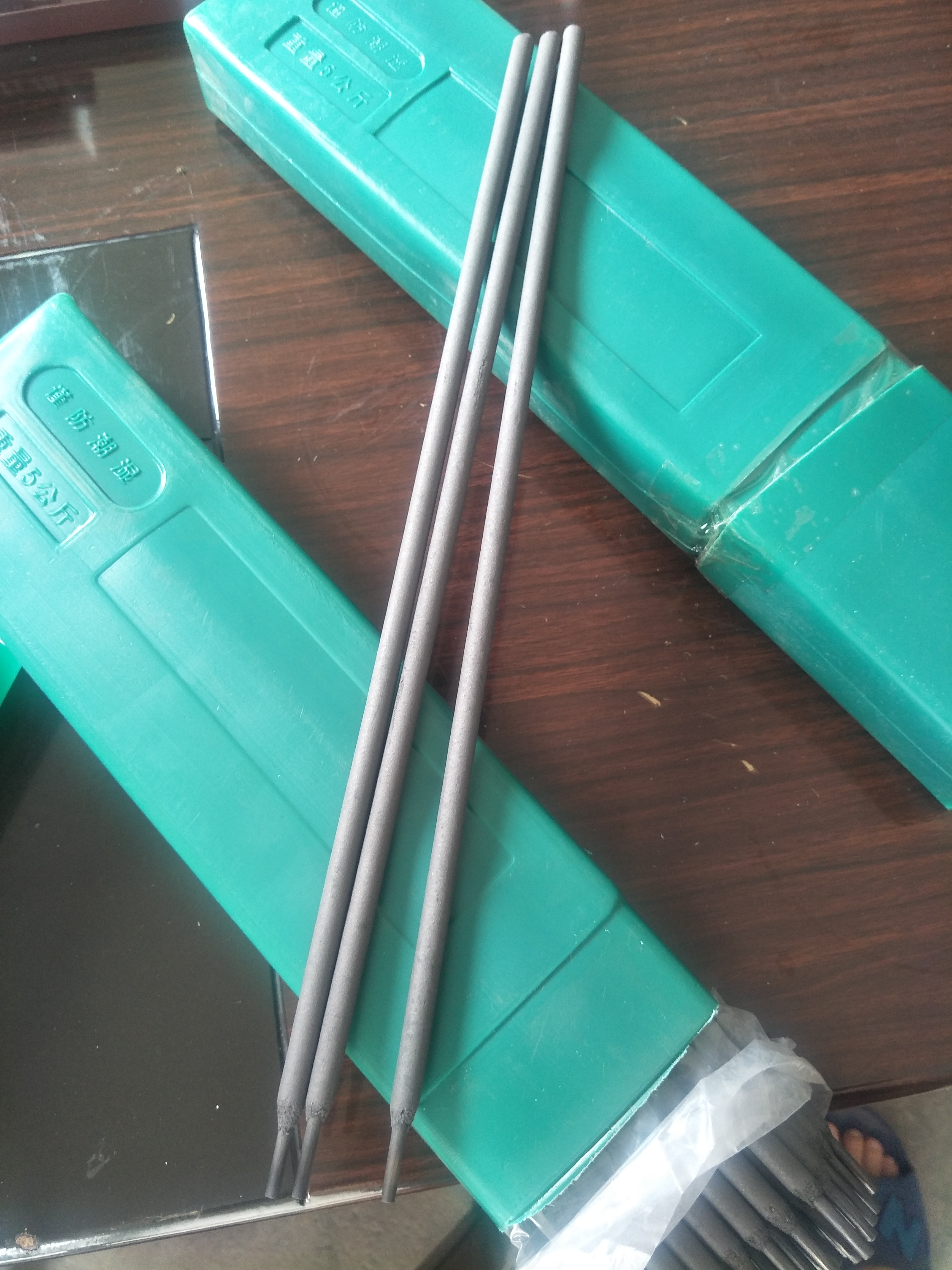 堆焊焊條用電焊條生產機械廠家