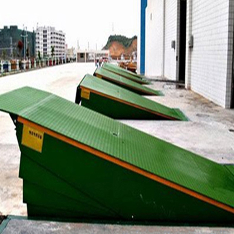 10噸固定式登車橋 物流集裝箱車裝卸貨平臺 月臺叉車液壓升降機