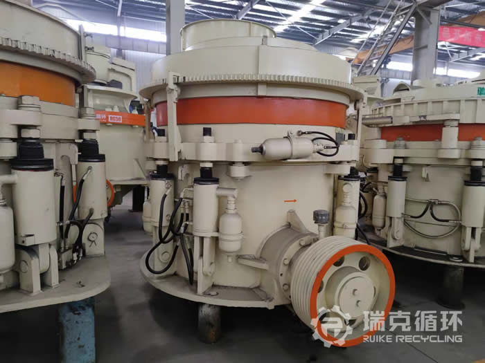 二手HPC220多缸圓錐破碎機(jī)待售