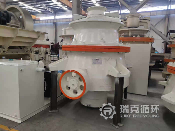 出售二手GP300圓錐破碎機(jī)