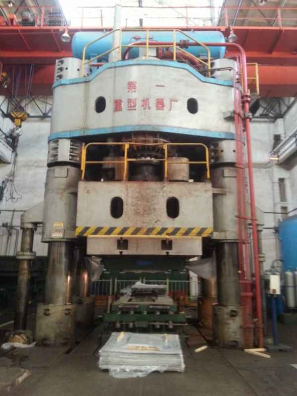 轉讓：二手一重產4000t水壓機/壓力機 