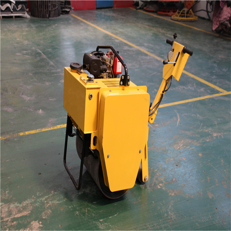 低故障率小型壓路機(jī) 振動(dòng)壓路機(jī)壓實(shí)力 手扶小型壓路機(jī)