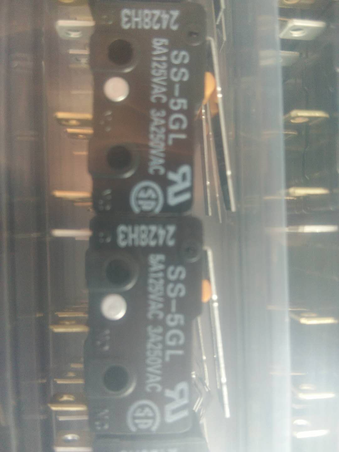 歐姆龍原裝超小型基本開關SS系列