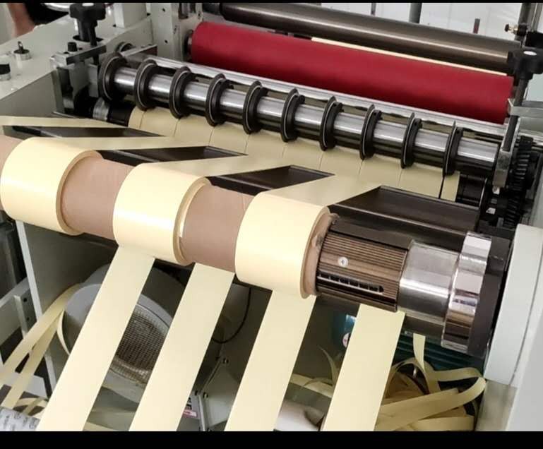 泡棉分切機(jī) 無紡布分條機(jī) 貼合分切機(jī) 分條機(jī) 修邊機(jī)