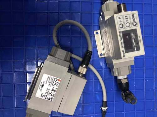 6ES7972-0BA41-0XA0	DP接頭