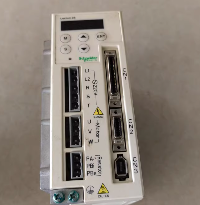 日本安川LXM23CU04M3X-驅動器
