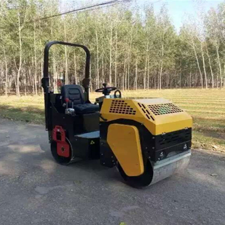 TY-1000C全液壓振動壓路機    溝槽壓道機   柴油壓路機