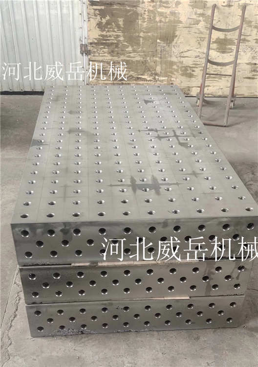 三十年老廠落地鏜平臺常年接單規(guī)格可選T型槽地軌價格優(yōu)