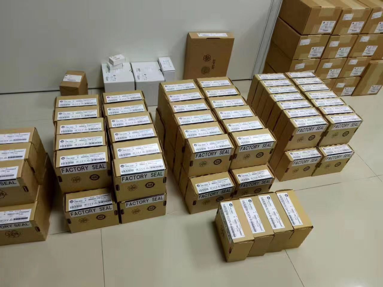 IC698CPE020驅動器大量現(xiàn)貨