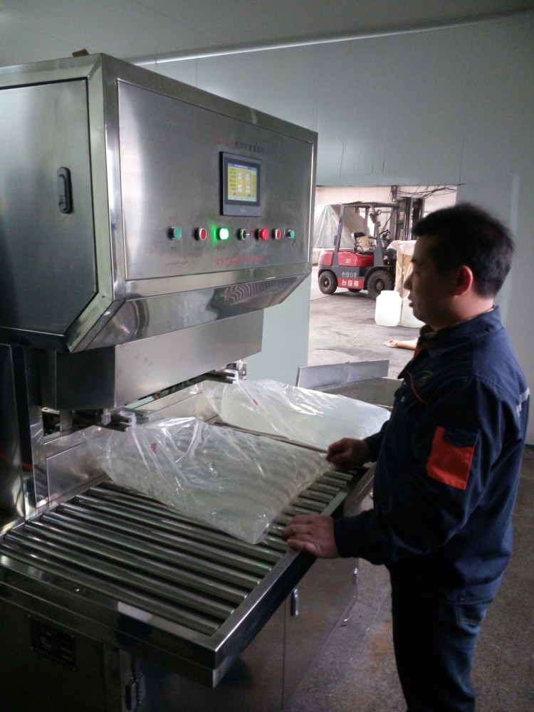 軟包裝灌裝機