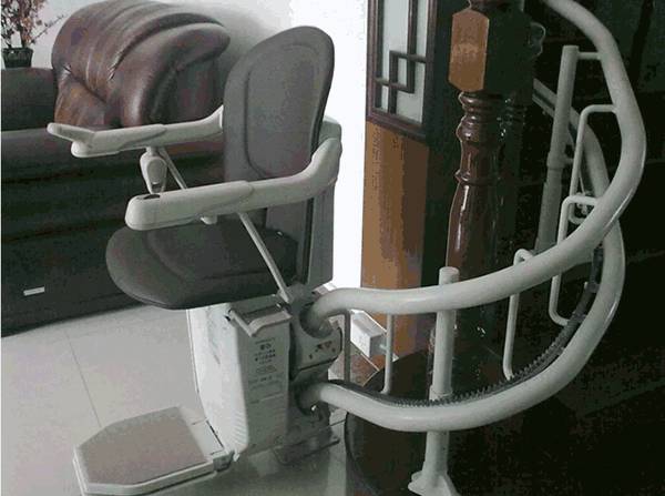 啟運直銷內灣曲線智能升降椅 大連市中山區樓梯電梯 老年人電梯